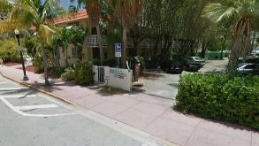 Photo of 427 Collins Ave parking spot, located 5.0 mi from Near Sandwich Qbano Miami in
