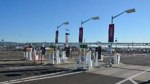 Find Parking Spot in Oakland Airport Daily  Parking Garage