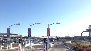 Find Parking Spot in Oakland Airport Premier  Parking Garage