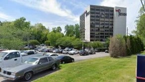 Hotel Preston BNA Airport Parking