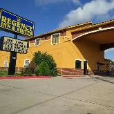 Regency Inn & Suites HOU Airport Parking