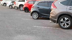 Find Parking Spot in YYZ Viscount  Parking Garage