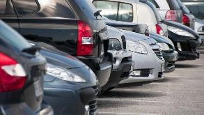 Find Parking Spot in Quality Inn Buffalo Airport Parking Garage
