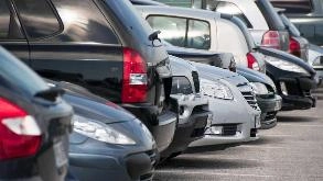 Find Parking Spot in Tru by Hilton GRR Airport  Parking Garage