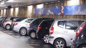 Find Parking Spot in Fast Park & Relax IND Airport  Parking Garage