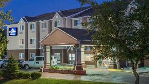 Find Parking Spot in Microtel Inn & Suites by Wyndham MCI Airport Parking Garage