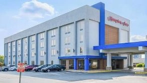 Hampton Inn STL Airport Parking