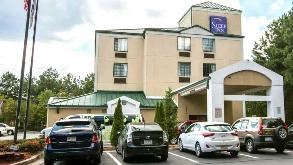 Find Parking Spot in Sleep Inn ATL Airport   Parking Garage