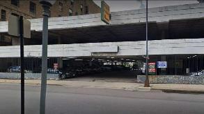 Photo of 425 S Wells St Parking spot, located 2.0 mi from Near Saucy Porka South Loop in