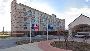  Four Points by Sheraton DFW Airport Parking