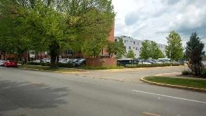 Photo of 1945 W Wilson Ave Parking spot, located 0.7 mi from Near Fast Super Burrito Mexican Grill in
