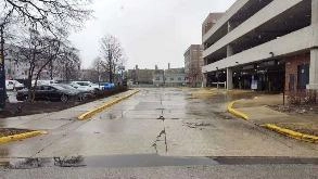 Photo of 4515 N Damen Ave. (4501 N Damen Ave.)  Ravenswood Garage spot, located 0.7 mi from Near Fast Super Burrito Mexican Grill in