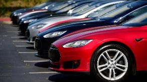 Find Parking Spot in Longs Peak DEN Airport  Parking Garage