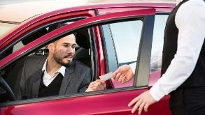 Find Parking Spot in IAH Airport Purple Garage  Parking Garage