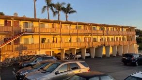 Seahorse Inn LAX Airport Parking 