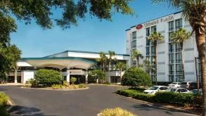 Find Parking Spot in Crowne Plaza JAX Airport  Parking Garage