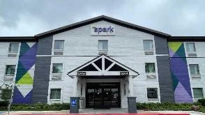 Spark by Hilton DAL Airport Parking (Free Airport Shuttle)