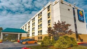 Photo of Comfort Inn (6363 Oxon Hill) spot, located 2.7 mi from Near Martin Luther King Elementary School in