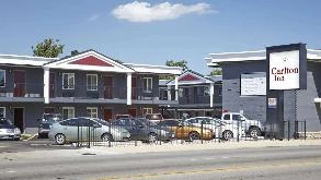 Carlton Inn MDW Airport Parking