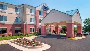 Fairfield Inn & Suites Dulles IAD Airport Parking