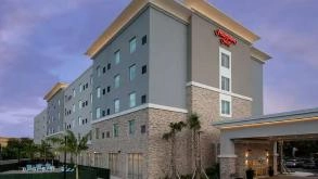 Hampton Inn East MIA Airport Parking