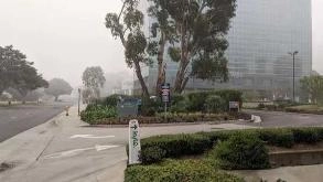 (M) 1960 E GRAND AVENUE LAX Airport Parking