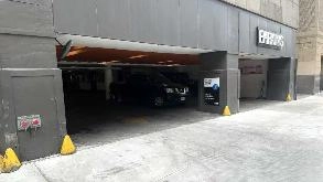 (M) MANOR HOUSE DAL Airport Parking