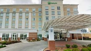 Find Parking Spot in Holiday Inn KCI Airport-Sphere MCI Airport  Parking Garage