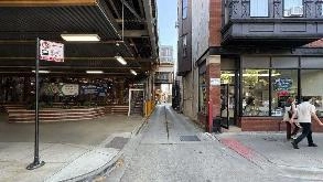 Photo of 944 W Armitage Garage spot, located 1.2 mi from Near The Pasta Bowl Wicker Park in