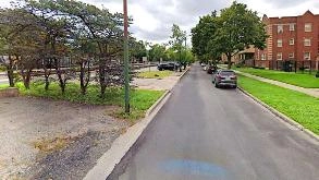 Photo of Beverly Hills- 10301 S Walden Parking spot, located 1.1 mi from Near Top Notch Beef Burgers in