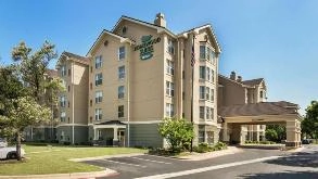 Find Parking Spot in Homewood Suites by Hilton AUS Airport Parking Garage