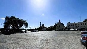 Photo of 1704 – 220 E Quincy St Camden Lot spot, located 7.0 mi from Near El Tropicano Riverwalk Hotel in San antonio