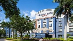 Find Parking Spot in SpringHill Suites by Marriott RSW Airport Parking Garage