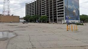 Lot 121 DAL Airport Parking