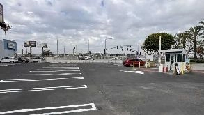 Photo of 5430 W Century Blvd. - Century Boulevard LAX Airport Parking Lot spot, located 2.0 mi from Near LAX Westin in