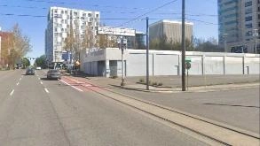 Photo of 914 Northeast Grand Ave Parking spot, located 0.8 mi from Near Unthank Plaza in