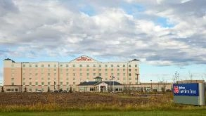 Find Parking Spot in Hilton Garden Inn - Edmonton (YEG) Airport  Parking Garage