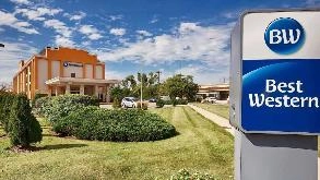 Best Western Elk Grove Chicago (ORD) Airport Parking