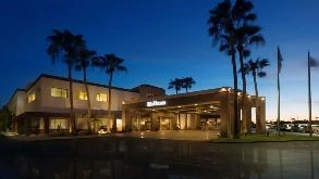 Find Parking Spot in Hilton Hotel Phoenix (PHX) Airport  SPECIAL DEAL Parking Garage