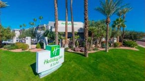 Find Parking Spot in Holiday Inn and Suites Phoenix (PHX) Airport  Parking Garage