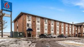 Motel 6 Elk Grove Village ORD Airport parking