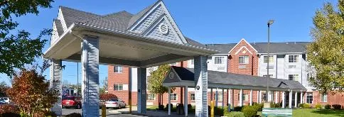 Microtel Inn & Suites PHL Airport Parking