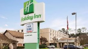 Find Parking Spot in Holiday Inn Houston Intercontinental Airport EXCLUSIVE DEAL Airport  Parking Garage