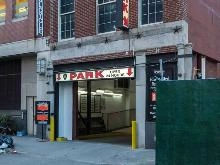 Photo of 201 PEARL PARKING CORP spot, located 6.0 mi from Near Pier 17 in