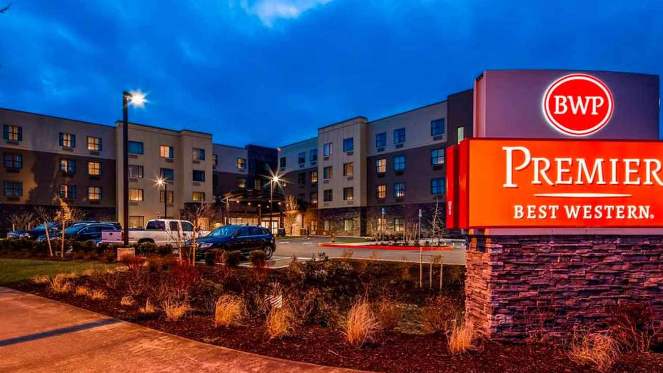 Reserve Best Western Premier Hotel at Fishers Landing PDX Airport Parking