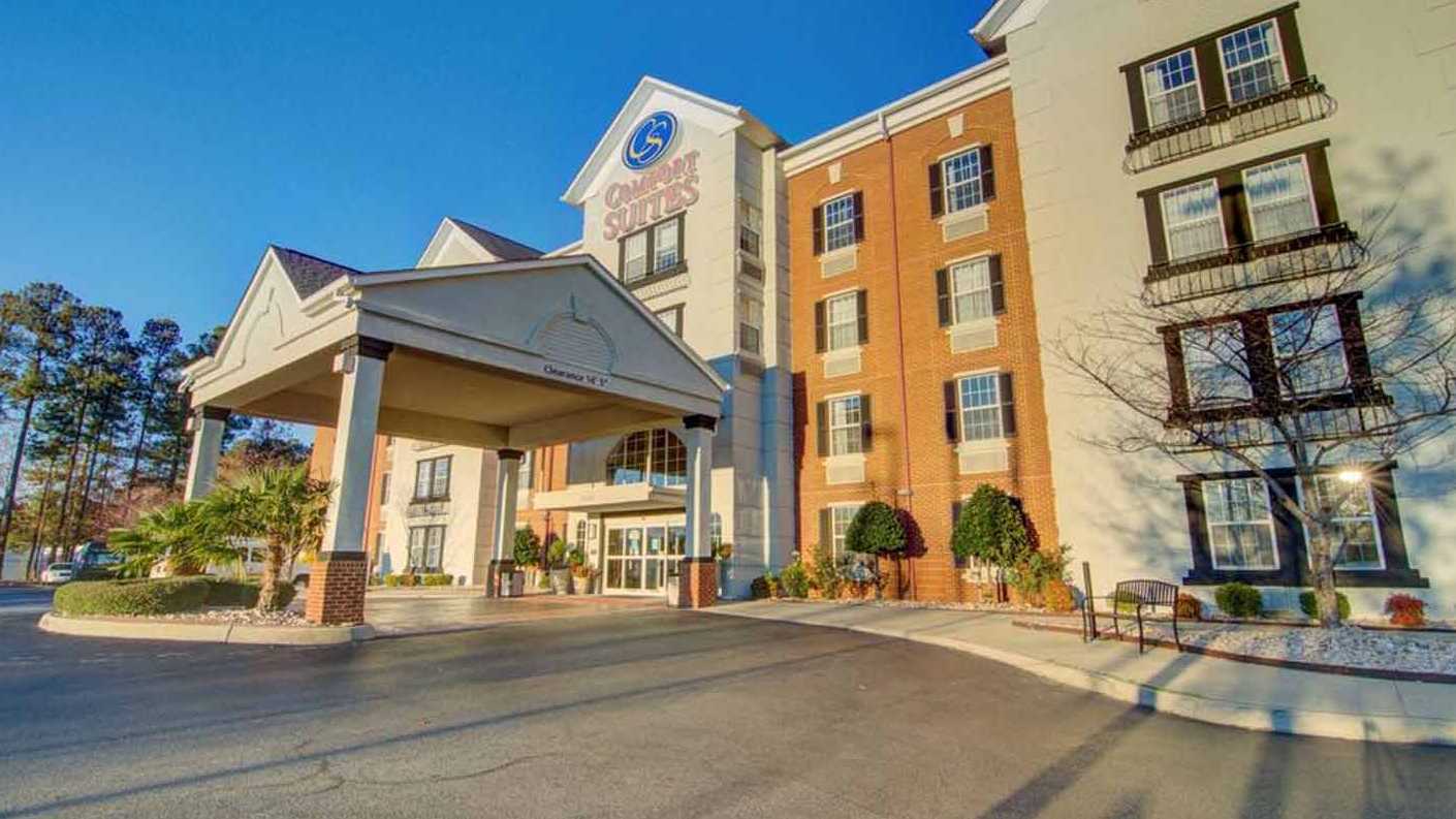 Comfort Inn Newport PHF Airport Parking Way