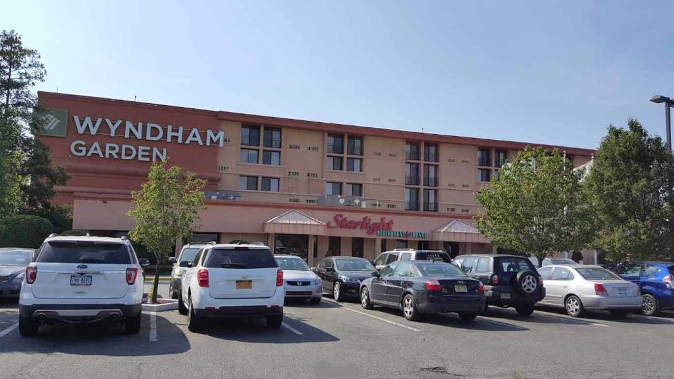 Wyndham Garden Newark (EWR) Airport Parking