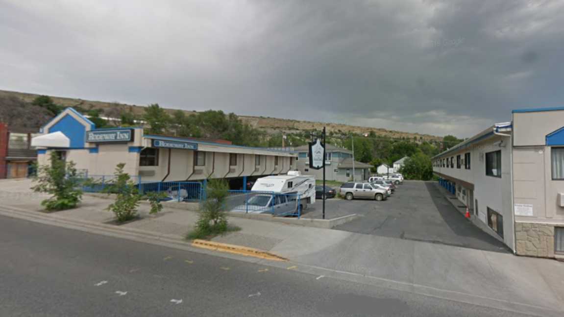 Book Hourly Parking in Rodeway Inn Billings Logan International  (BIL) Airport Parking