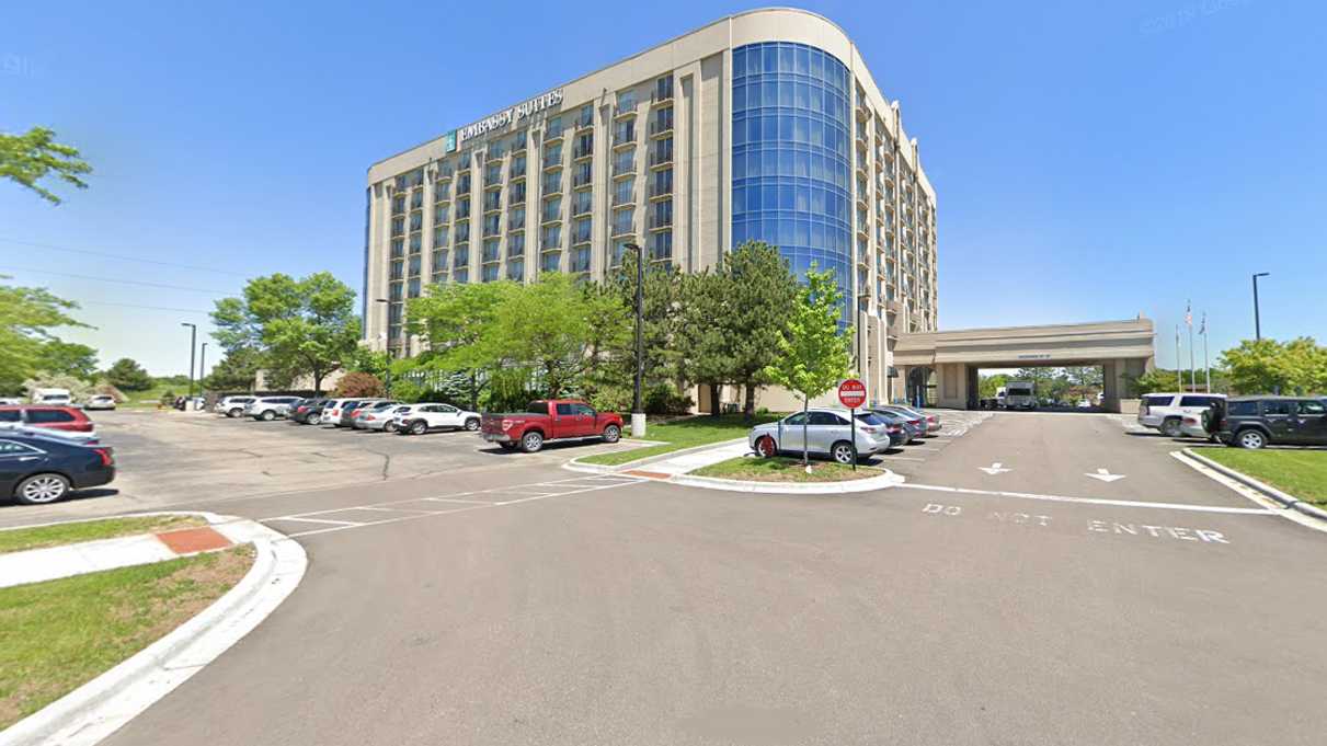 Embassy Suites Minneapolis Hotel Airport Parking