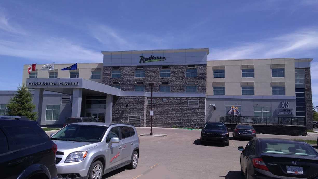 Radisson Hotel Calgary YYC Airport Parking